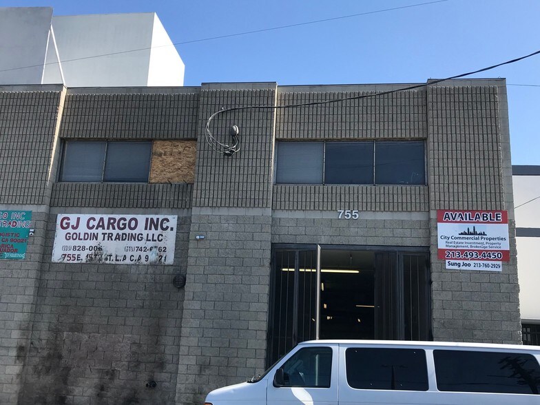 More Photos Of 749-755 E 15th St, Los Angeles Warehouse For Sale
