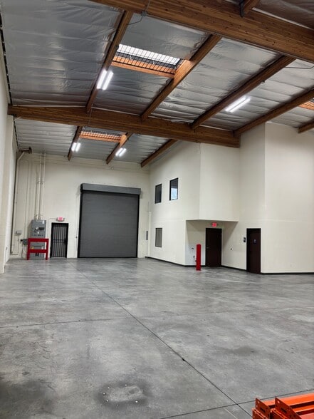 More Photos Of 9755 Rush St, South El Monte Warehouse For Lease