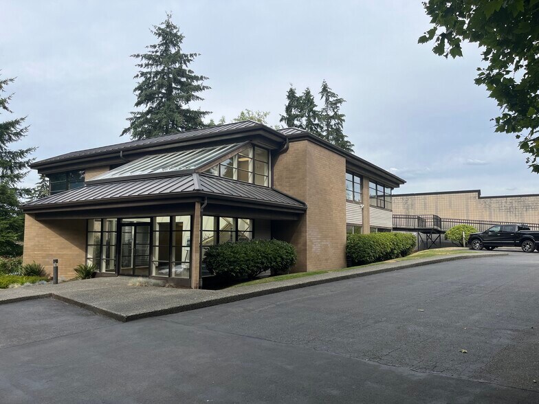 More Photos Of 7721 Lake Ballinger Way, Edmonds Office For Sale