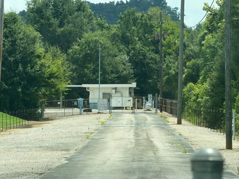 More Photos Of 65 National Dr, Anniston Land For Sale