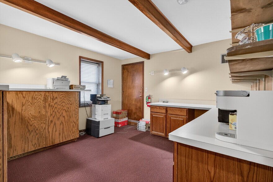 More Photos Of 1 W Main St, Marlton Office For Sale
