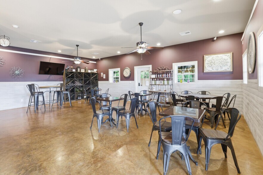 More Photos Of 25695 Mulberry Rd, Webb City Winery Vineyard For Sale