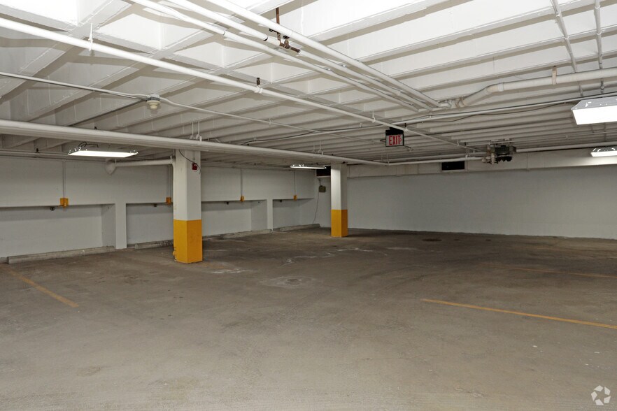 More Photos Of 7650 2nd Ave, Detroit Specialty For Lease