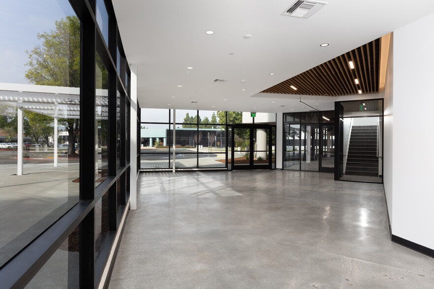 More Photos Of 48664 Milmont Dr, Fremont Research And Development For Lease