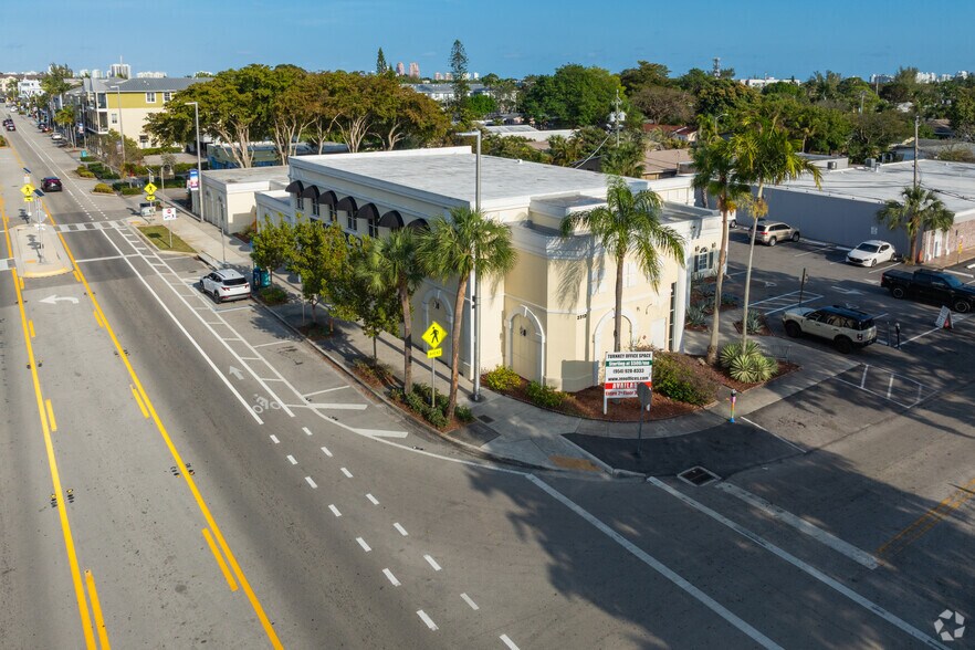 More Photos Of 2312 Wilton Dr, Wilton Manors Office For Lease