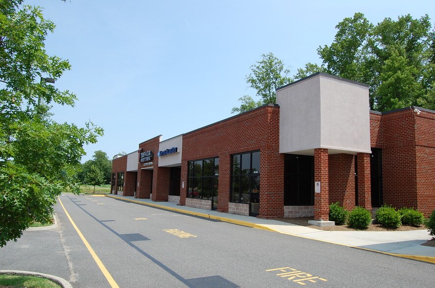 More Photos Of 1108-1112 N Eden Way, Chesapeake Office For Lease
