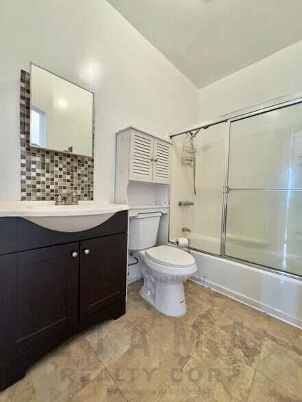 More Photos Of 1267 DeKalb Ave, Brooklyn Multifamily For Sale