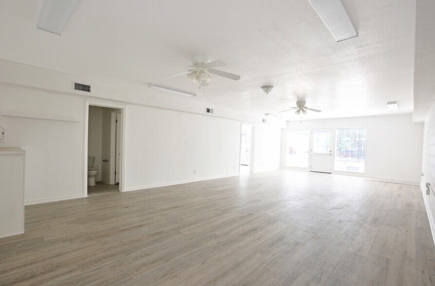 More Photos Of 404 W Main St, Payson Medical For Sale