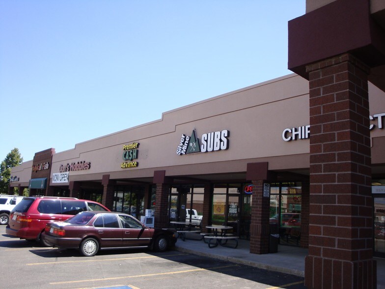 More Photos Of 3810-3830 W 10th St, Greeley Unknown For Lease