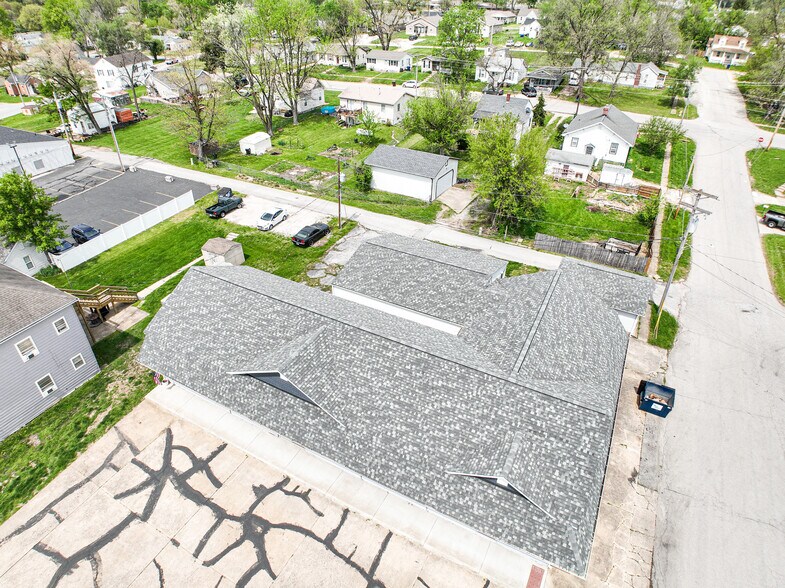 More Photos Of 581 E Cherry St, Troy Freestanding For Sale