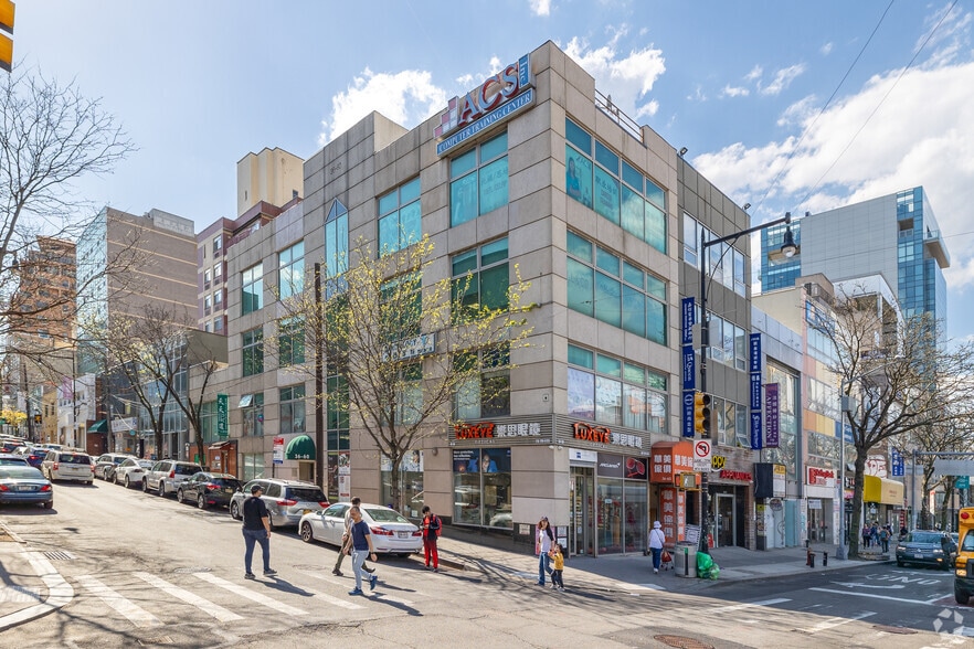 Primary Photo Of 3660 Main St, Flushing Office For Lease