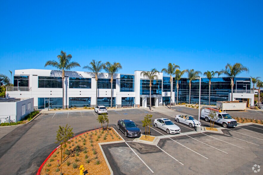 More Photos Of 6183 Paseo del Norte, Carlsbad Unknown For Lease