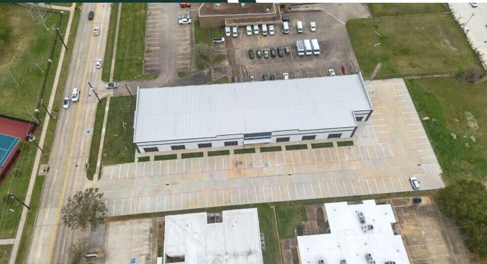 More Photos Of 17085 N Texas Ave, Webster Medical For Lease