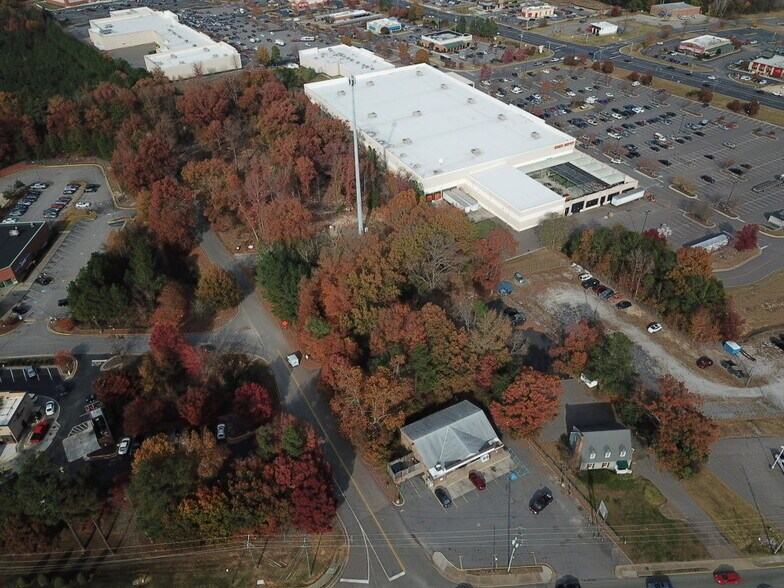 More Photos Of 2710 W Hundred Rd, Chester Office For Lease