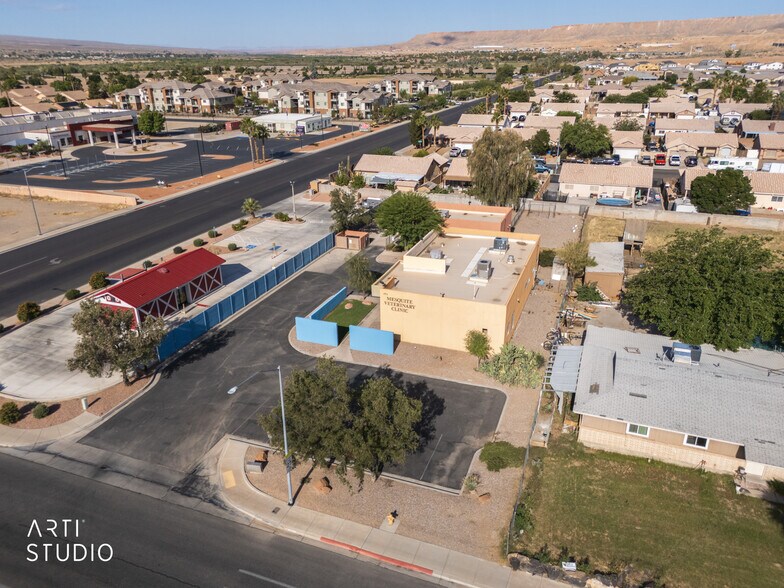 More Photos Of 371 Riverside Rd, Mesquite Veterinarian Kennel For Sale