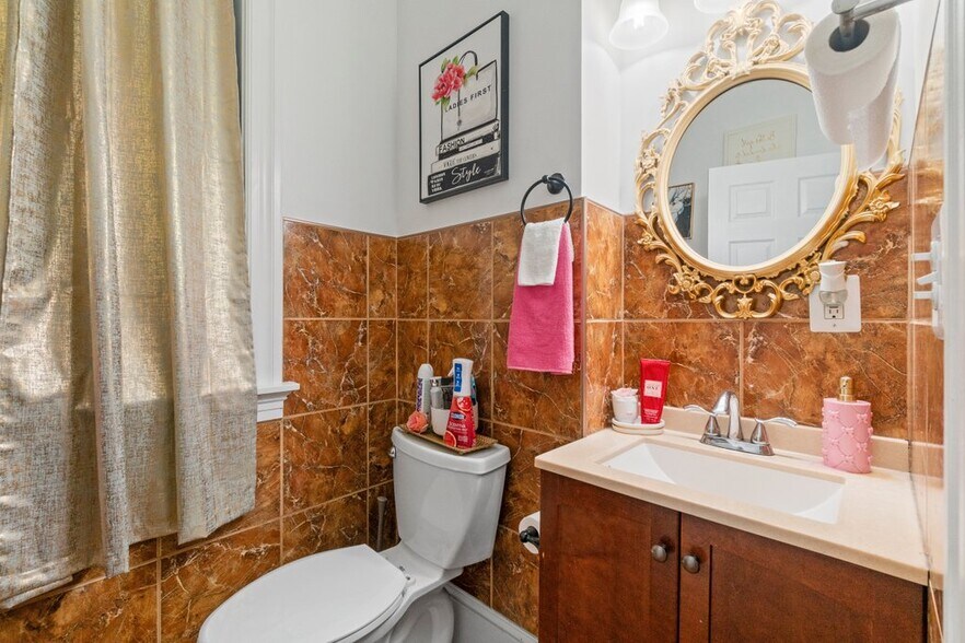More Photos Of 30 E 25th St, Baltimore Apartments For Sale