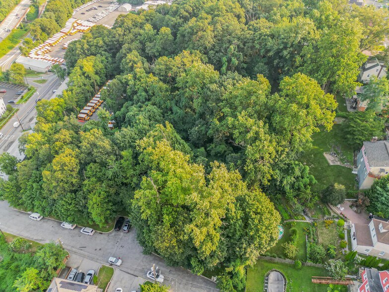 More Photos Of 10 Dickinson, Yonkers Land For Sale