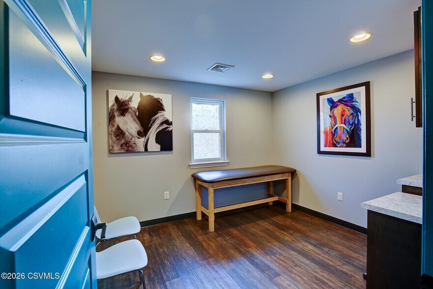 More Photos Of 121 Jpm Rd, Lewisburg Medical For Sale