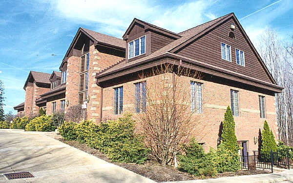 More Photos Of 291 N Cleveland Massillon Rd, Akron Medical For Sale