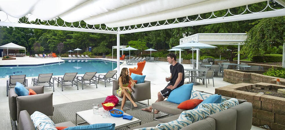 More Photos Of 1001-1003 Easton Rd, Willow Grove Apartments For Lease