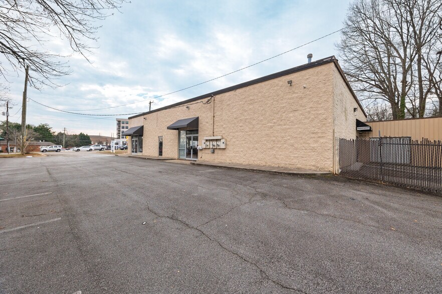 More Photos Of 1110 Alpharetta St, Roswell Freestanding For Sale