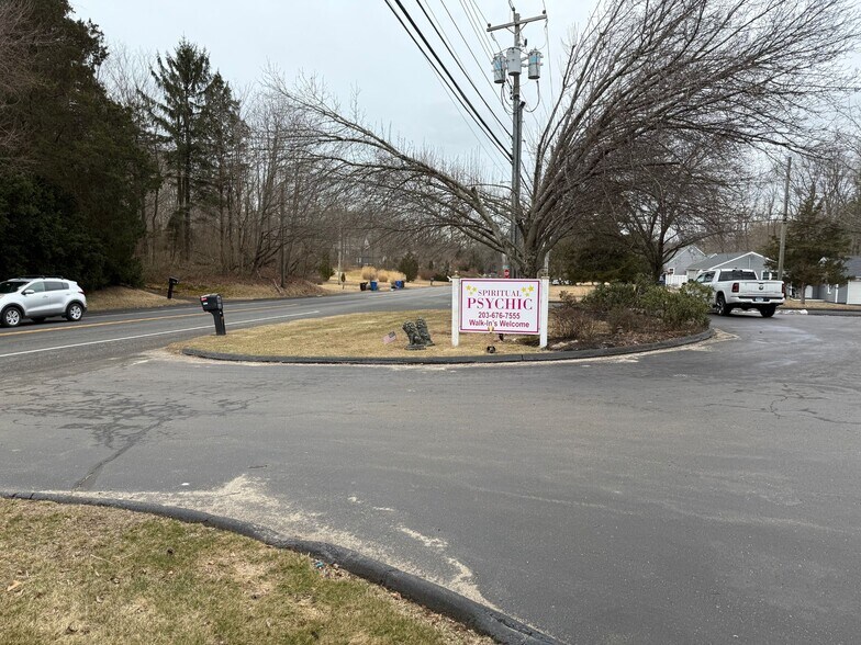 More Photos Of 2290 Foxon Rd, North Branford Storefront Retail Office For Lease