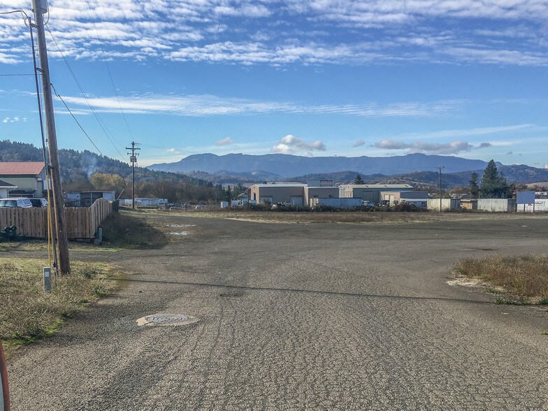 More Photos Of 181 Hutchins St, Sutherlin Land For Sale