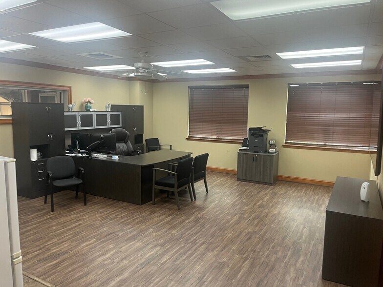 More Photos Of 13155 Nokesville Rd, Nokesville Industrial For Lease