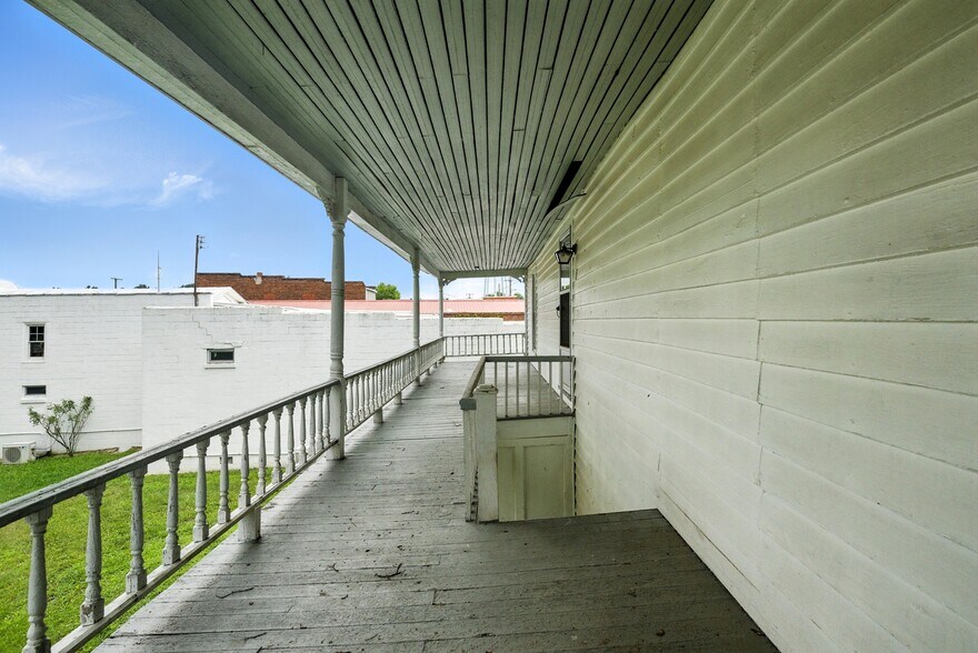More Photos Of 455 Railroad Ave, Keysville Apartments For Sale