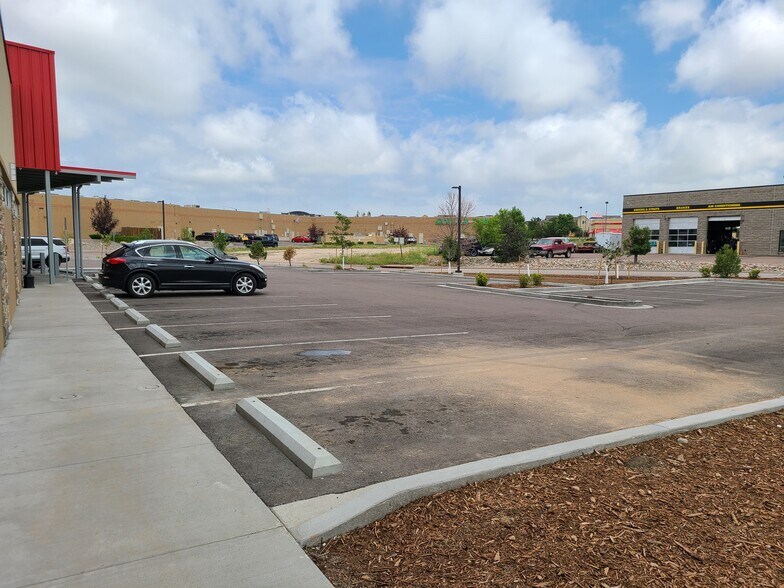 More Photos Of 7344 McLaughlin Rd, Peyton General Retail For Sale