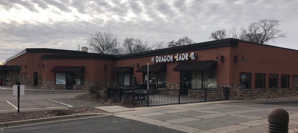 More Photos Of 14400 Excelsior Blvd, Minnetonka Freestanding For Lease