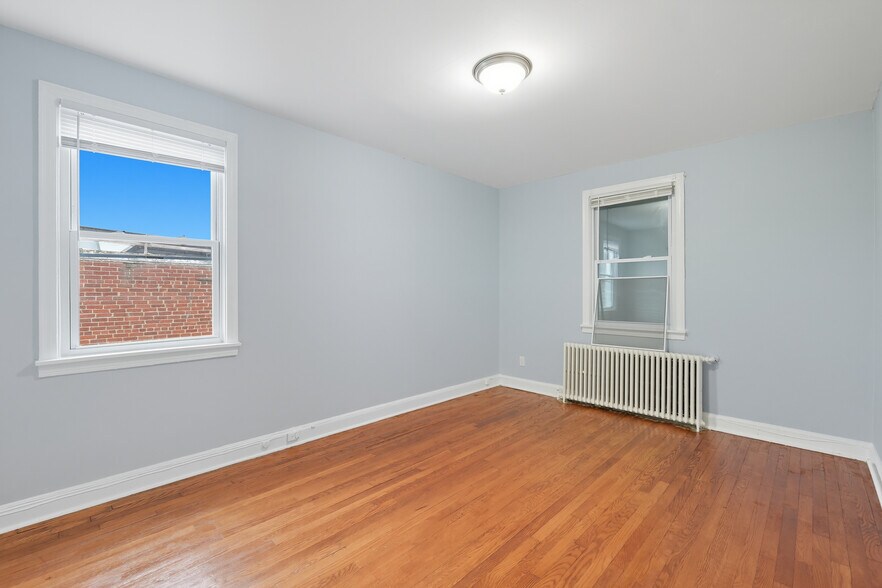 More Photos Of 3919 R St SE, Washington Apartments For Sale