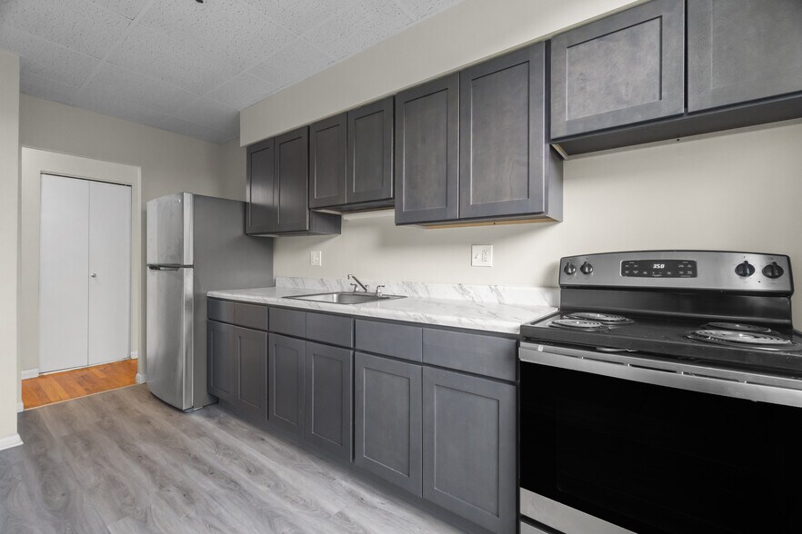 More Photos Of 71 Catlin St, Meriden Multifamily For Sale