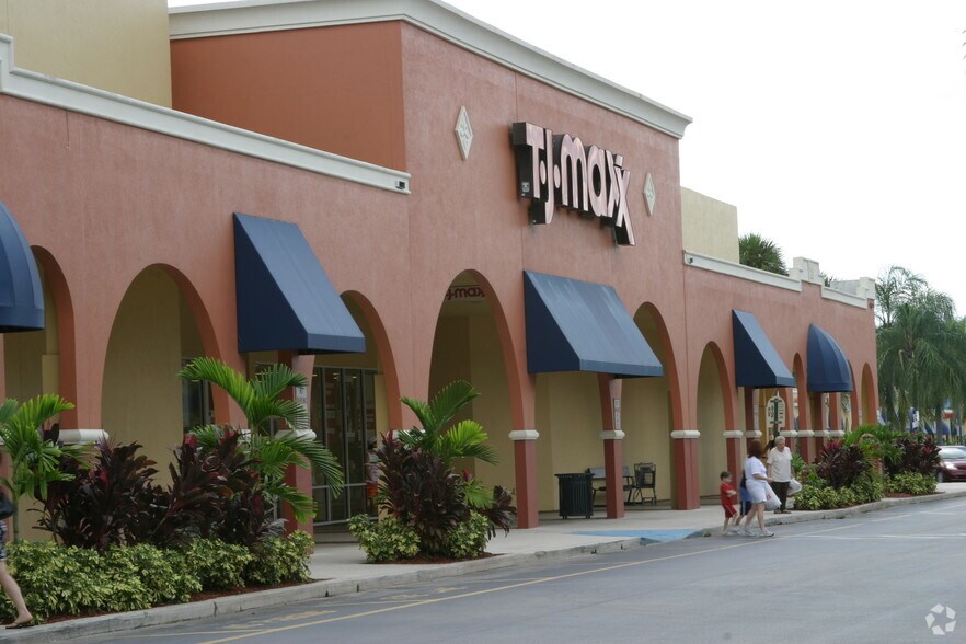 More Photos Of 3660-4060 W Hillsboro Blvd, Deerfield Beach Storefront For Lease