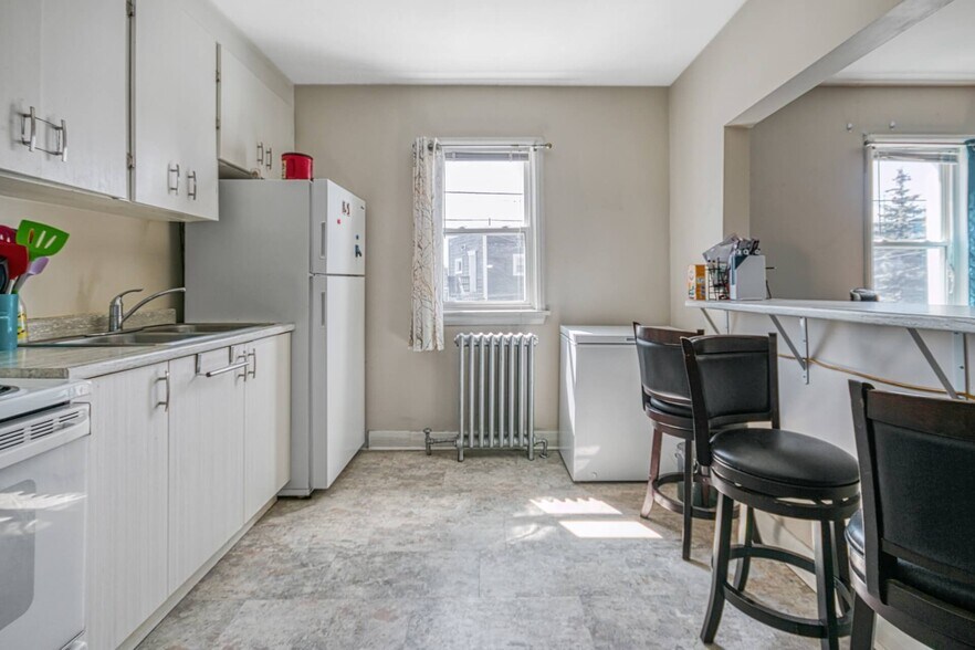 More Photos Of 375-377 Laforest Av, Sudbury Apartments For Sale