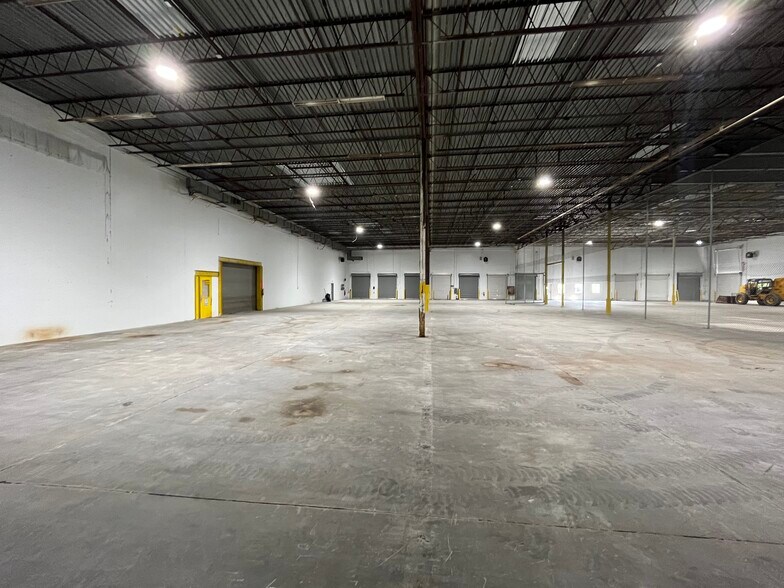 More Photos Of 3600 Elm Ave, Portsmouth Warehouse For Lease
