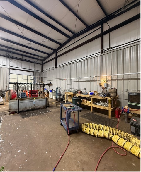 More Photos Of 1595 S US Highway 79, Carthage Warehouse For Sale