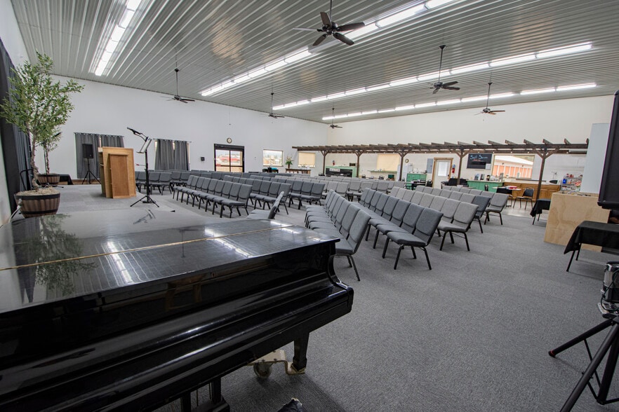 More Photos Of 56 Plato Dr, Bonners Ferry Self Storage For Sale