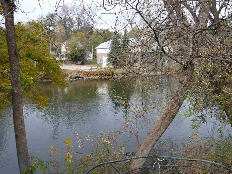 More Photos Of 210 S Water St, Stoughton Bar For Lease