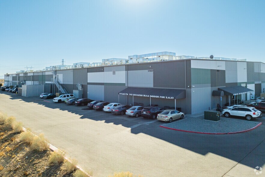 More Photos Of 17451-14757 Muskrat Ave, Adelanto Warehouse For Sale