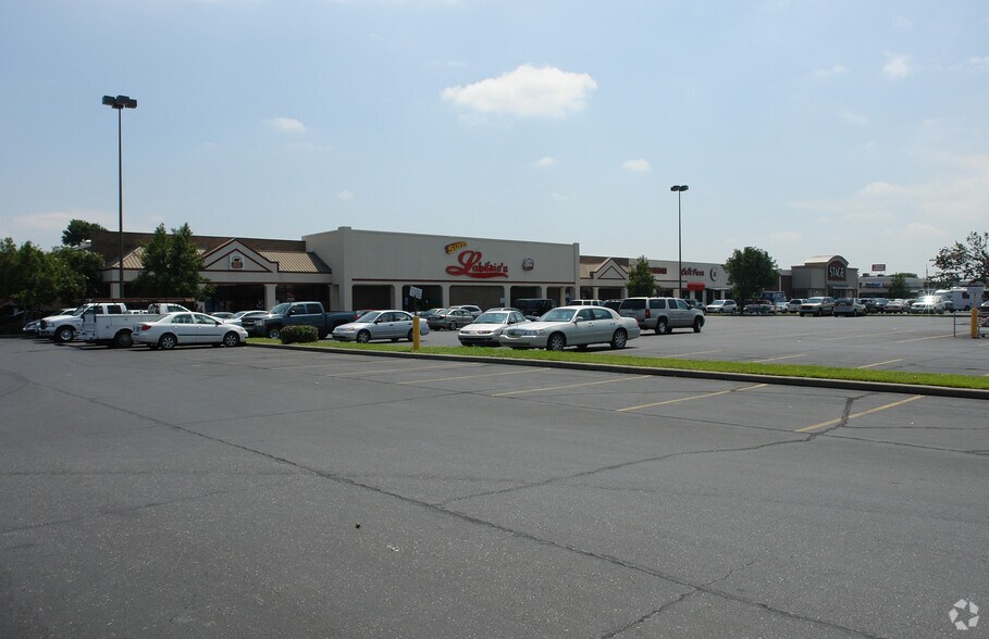 More Photos Of 1951-1999 Barataria Blvd, Marrero Unknown For Lease