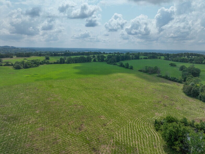 More Photos Of TBD Sunshine St, Mountain Grove Land For Sale