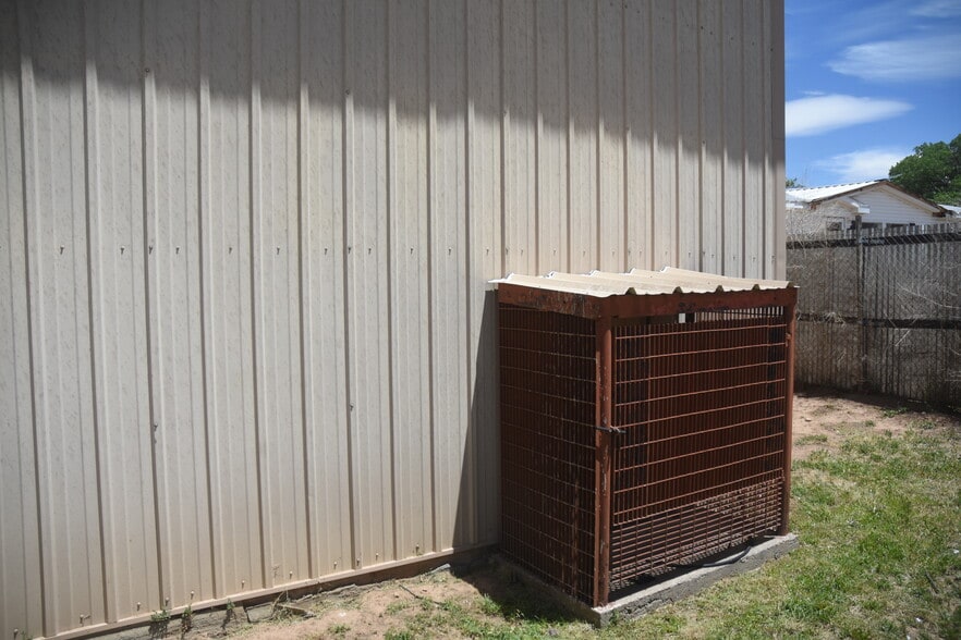 More Photos Of 6310 Edith Blvd NE, Albuquerque Warehouse For Lease