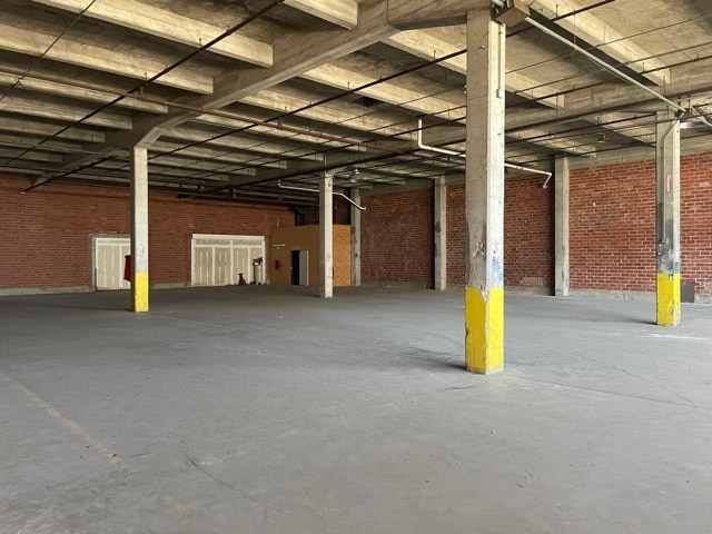 More Photos Of 201 Webster Ave, Waco Distribution For Lease