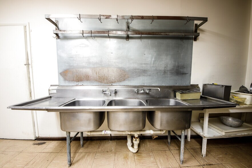 More Photos Of 187 Main St, Unadilla Storefront For Lease