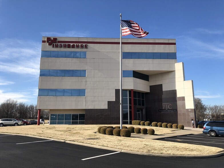 More Photos Of 1801 W Norton Rd, Springfield Office For Sale