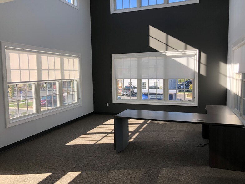 More Photos Of 32 Church Hill Rd, Newtown Office For Lease