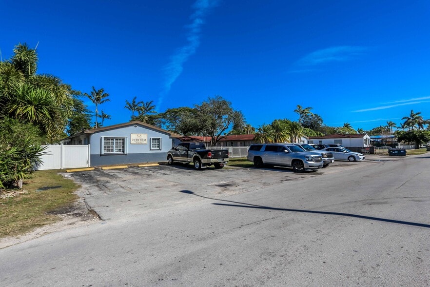Primary Photo Of 59-79 NW 10th St, Homestead Apartments For Sale