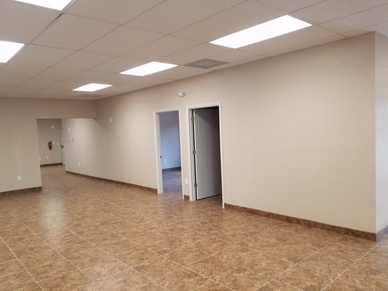 More Photos Of 1696 S Military Trl, West Palm Beach Medical For Lease