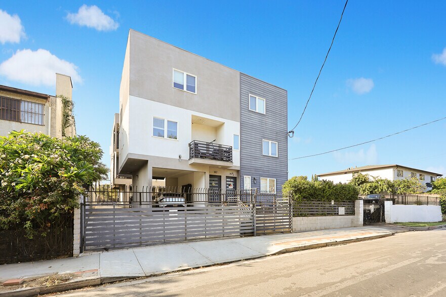 More Photos Of 146 Rosemont Ave, Los Angeles Apartments For Sale